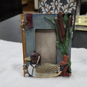 FIGI WILDERNESS BOUND HUNTING PICTURE FRAME 3.75” W x 4.5” H x 0.75” D